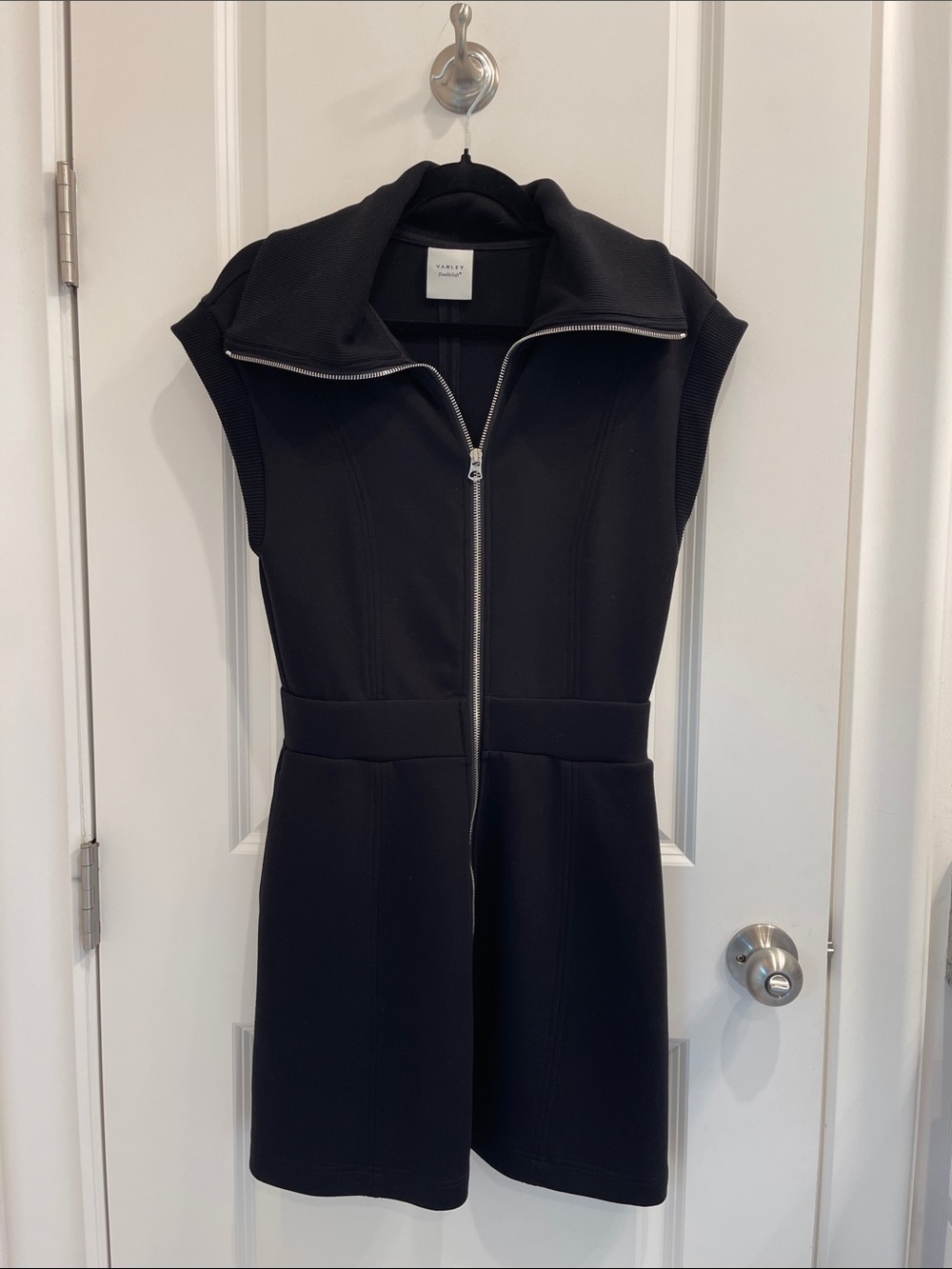 Varley Double Soft  Black Zip-Front Dress